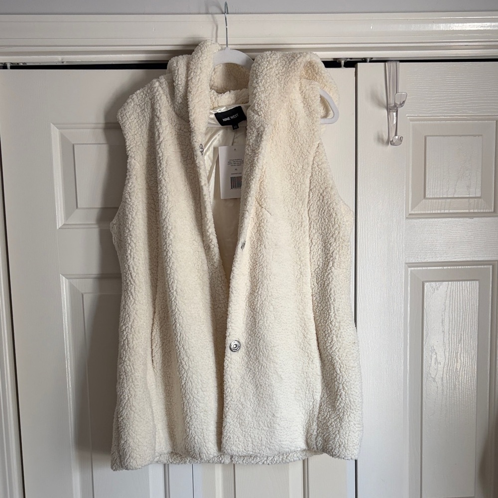 Nine West Cream Hooded Sherpa Vest - Sleeveless Teddy Jacket